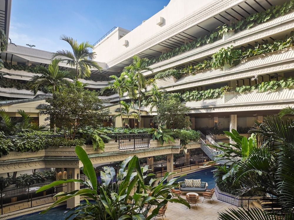 undefined Mayfair House Hotel & Garden 4