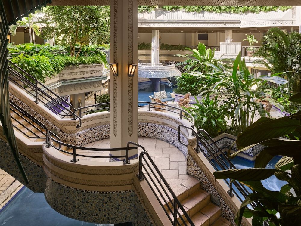 undefined Mayfair House Hotel & Garden 9