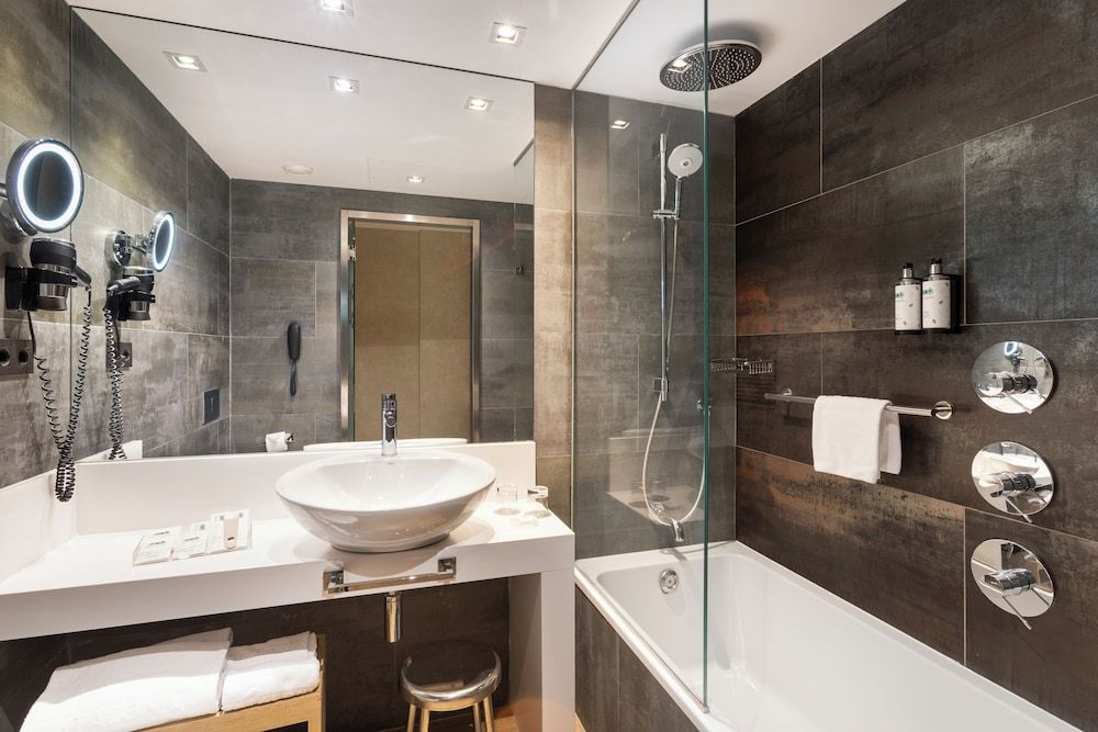 Catalonia Giralda Hotel Double or Twin Room 6