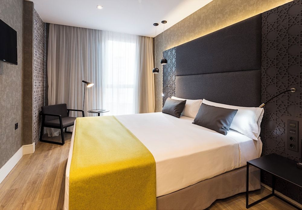 Catalonia Giralda Hotel Double or Twin Room