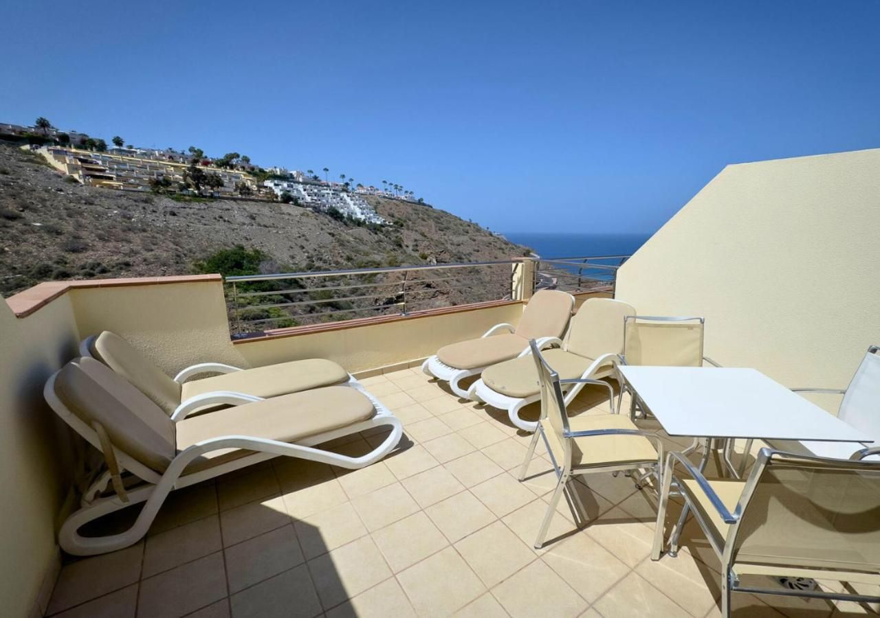 Two-Bedroom Apartment with Sea View