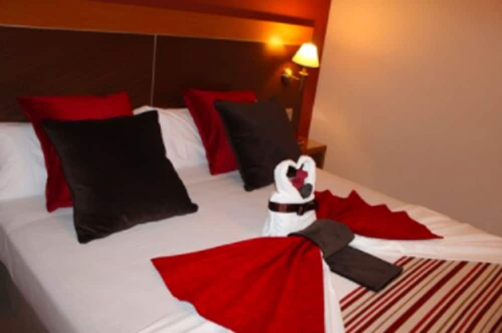 Hotel Regio 2 Superior Double Room 4