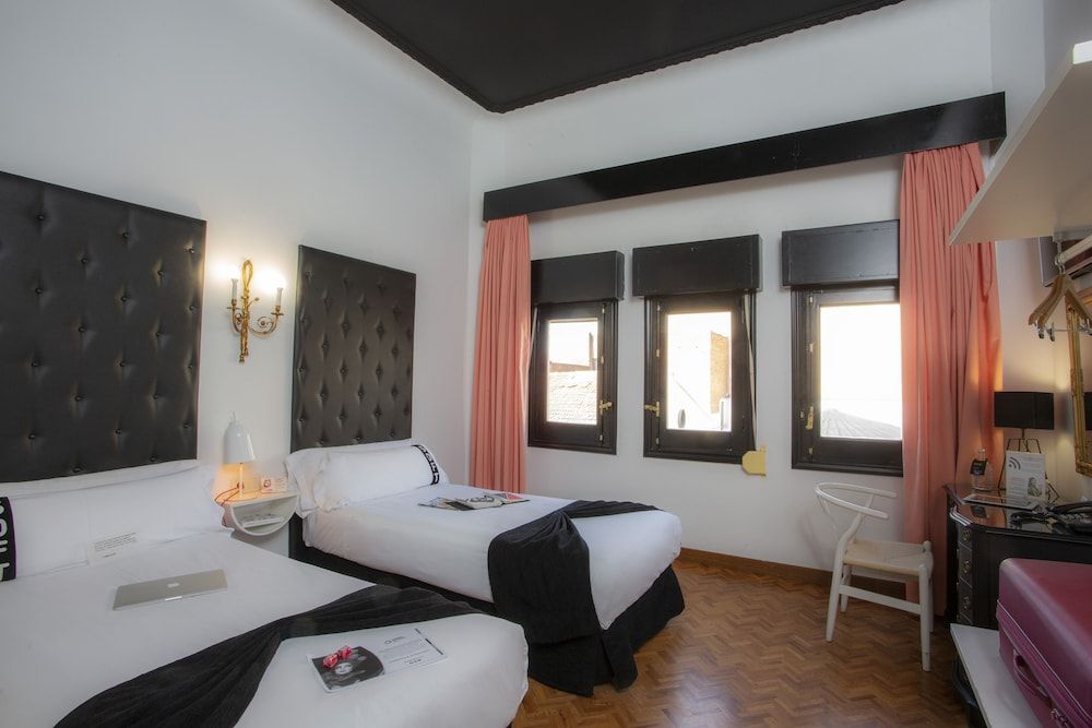 Casual del Teatro Madrid Hotel Twin Room 8