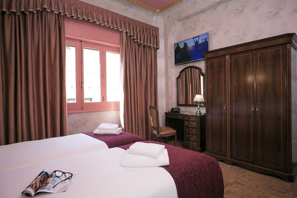 Casual del Teatro Madrid Hotel Twin Room 6