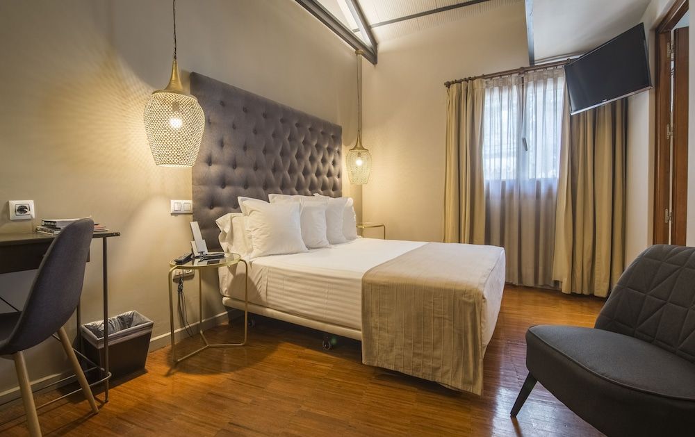 Hotel Abad Toledo Double or Twin Room 13