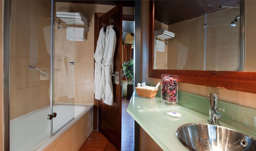 Hotel Abad Toledo Double or Twin Room 18