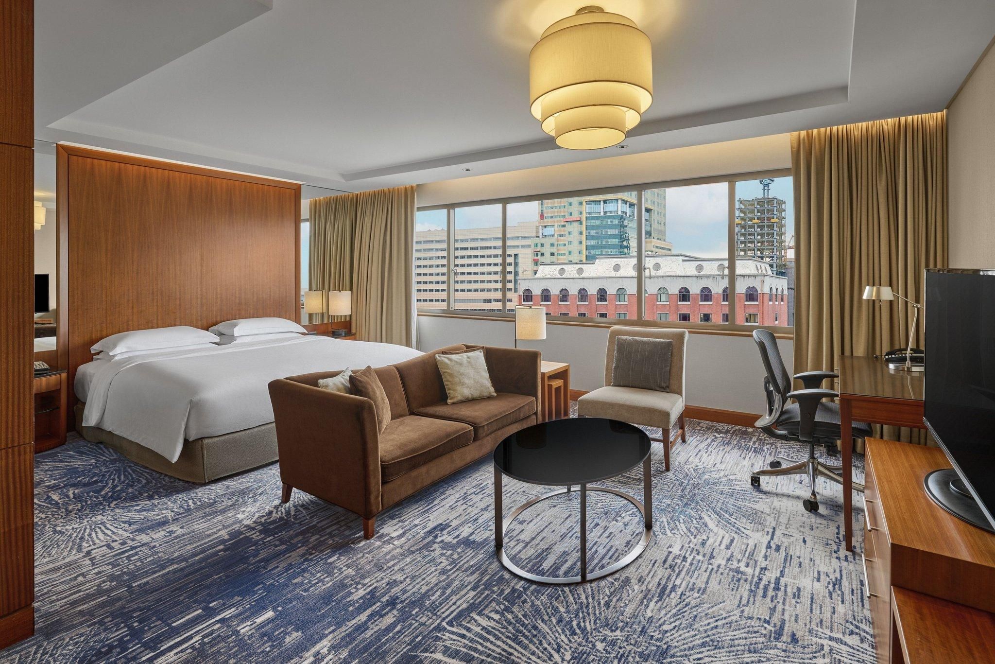 Director King Room, Larger Guest room, 1 King