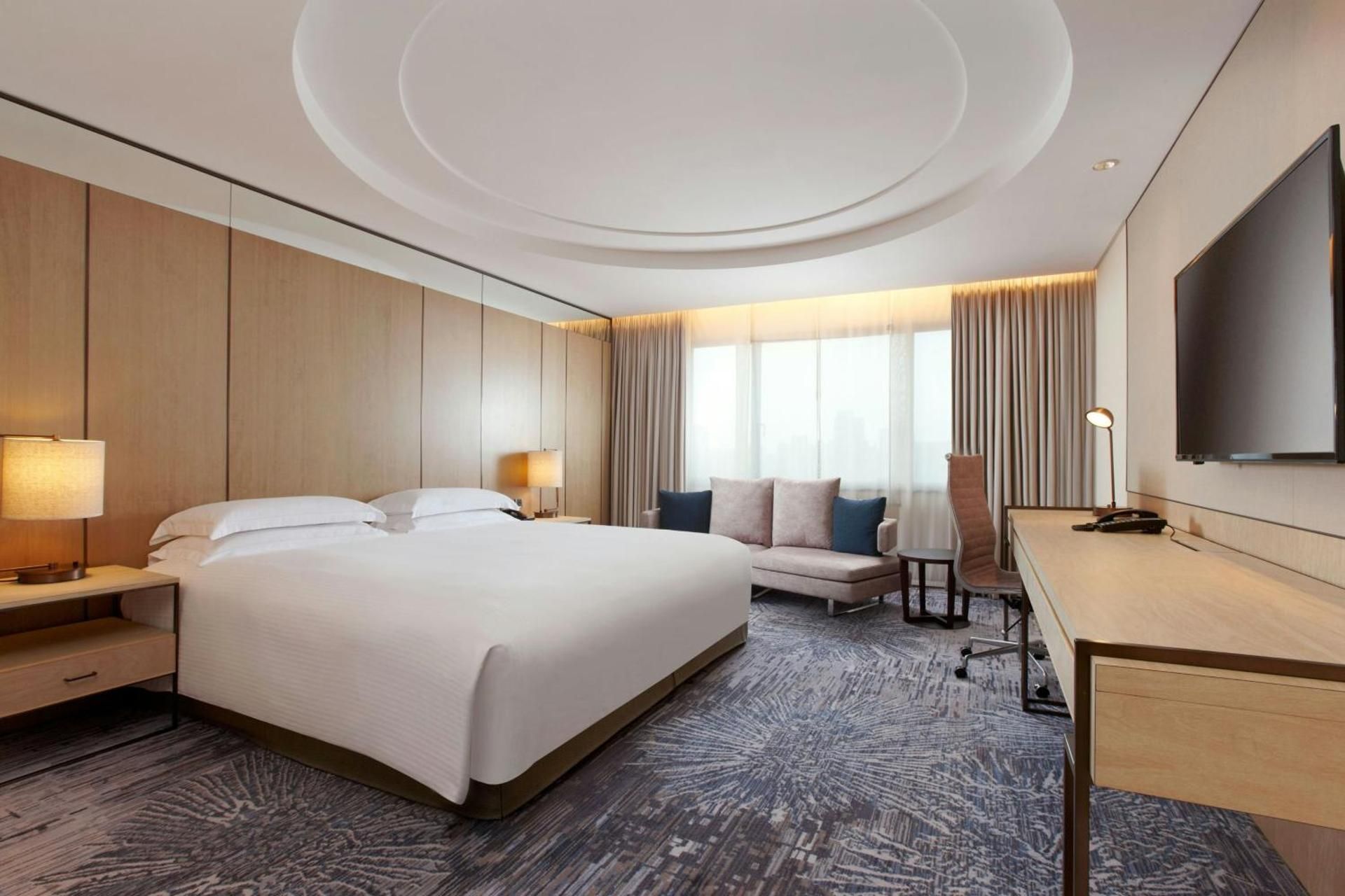 Executive Premier King Room - Executive Lounge Access