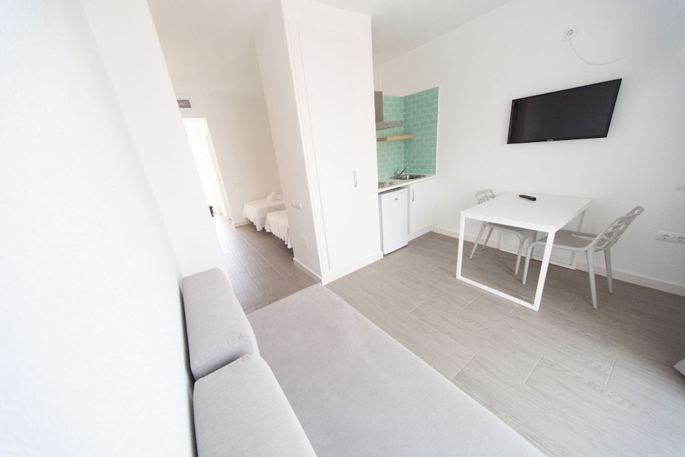 Studio, Balcony, Partial Sea View (2 adults)