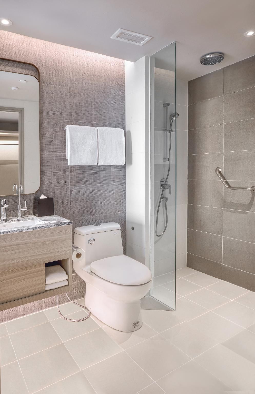 Premier Bay View King Room