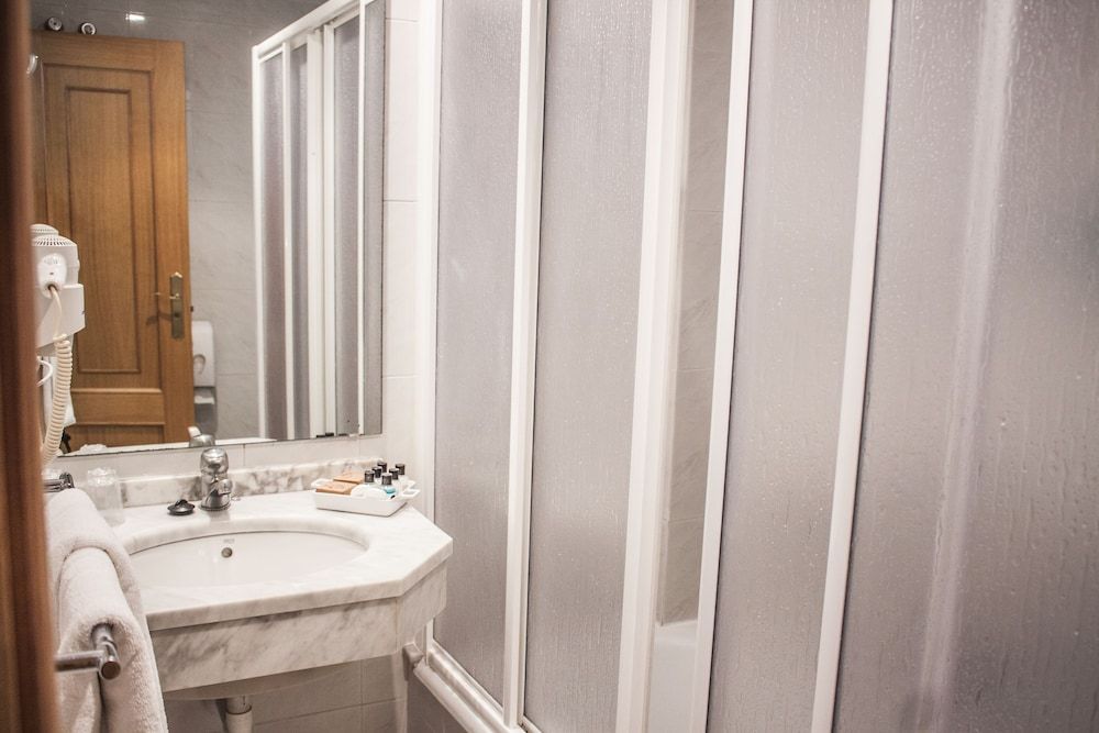 Nest Style Santiago Twin Room (Exterior) 5