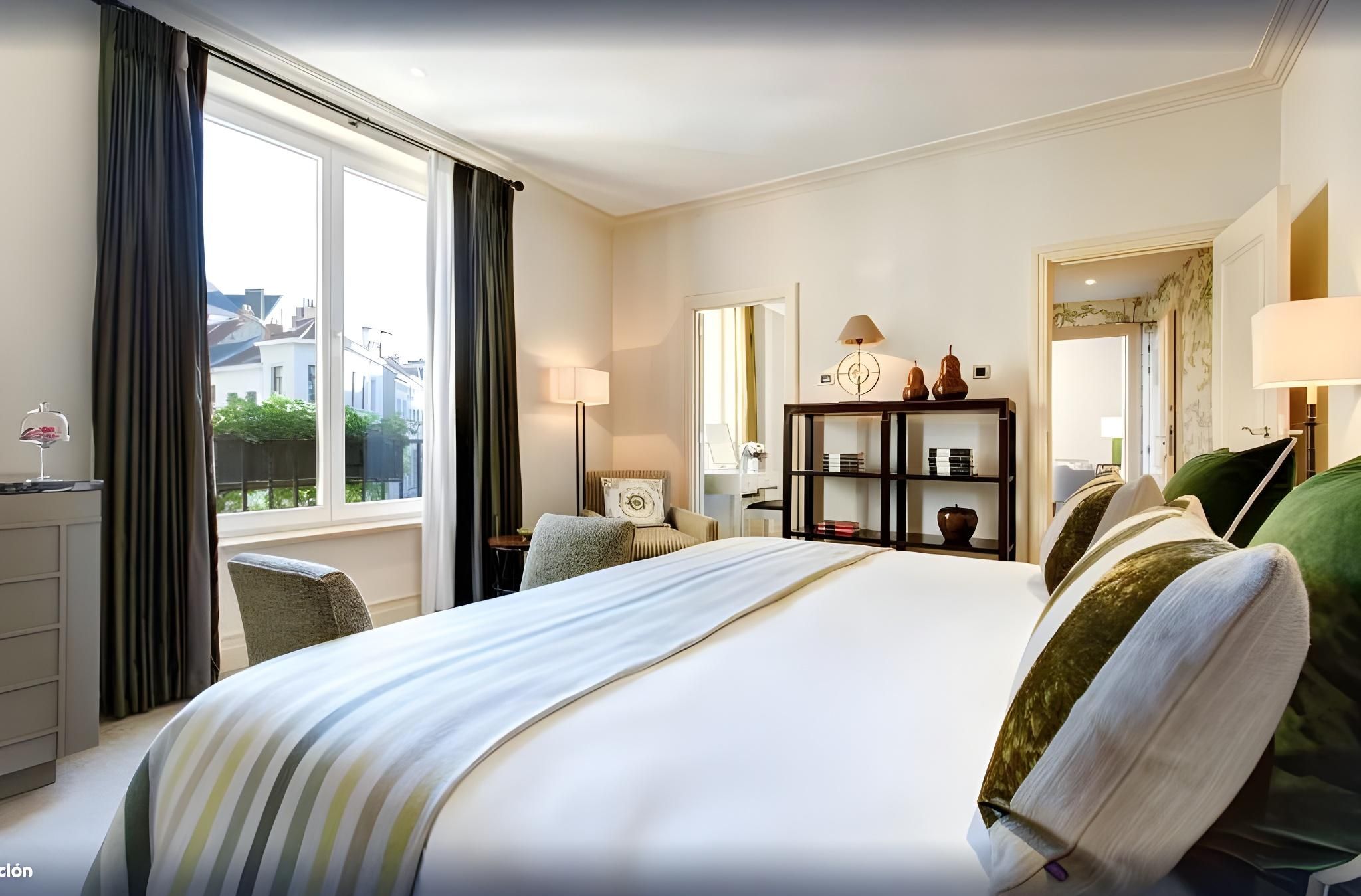 Executive Suite