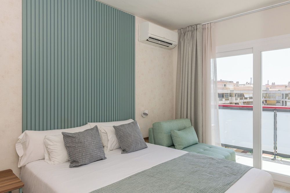 Eurosalou Hotel & Spa Standard Room, Balcony, Pool View