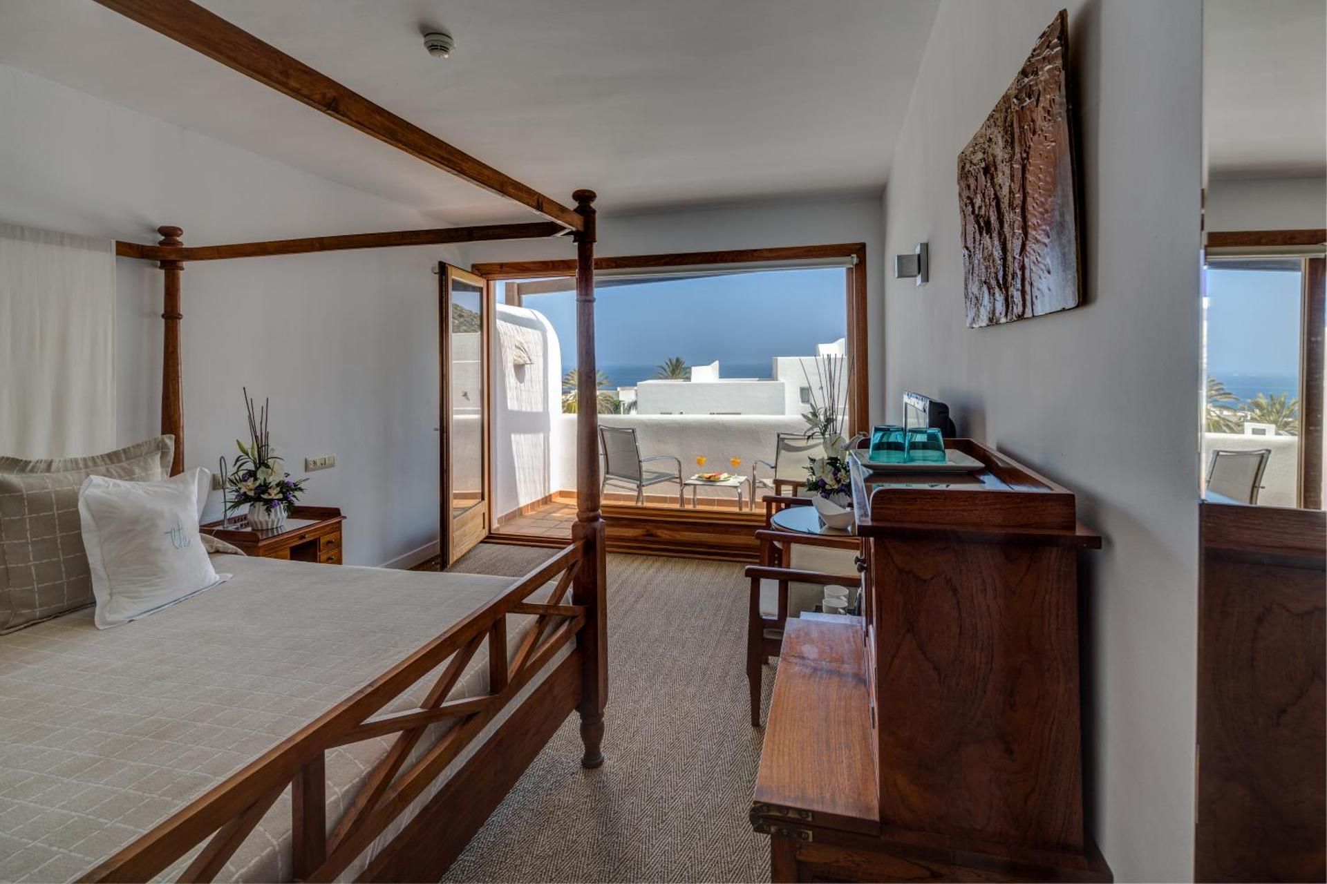 Superior Double Room with Sea View and Hydromassage Bath