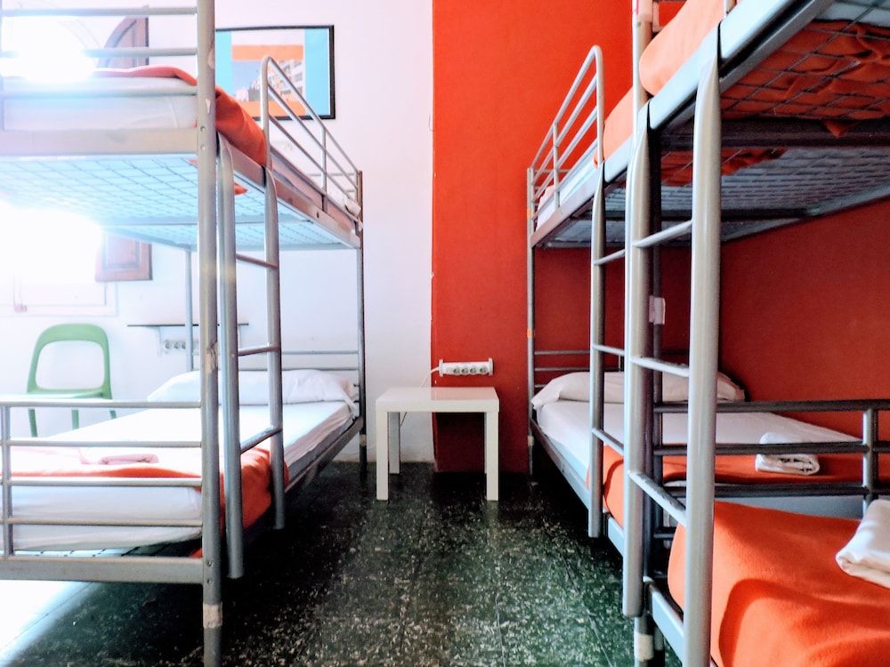Shared Dormitory, 1 Twin Bed, Shared Bathroom (6-Bed Room)