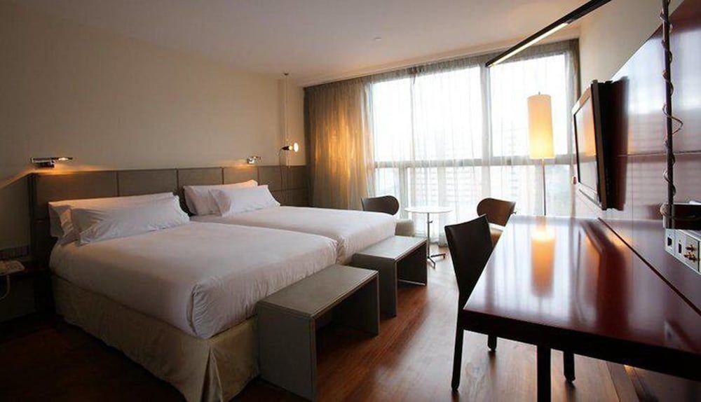 Reina Petronila Double Room