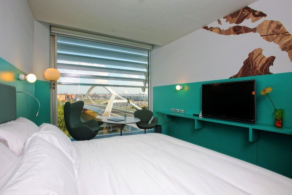 Hotel Hiberus Family Room 2