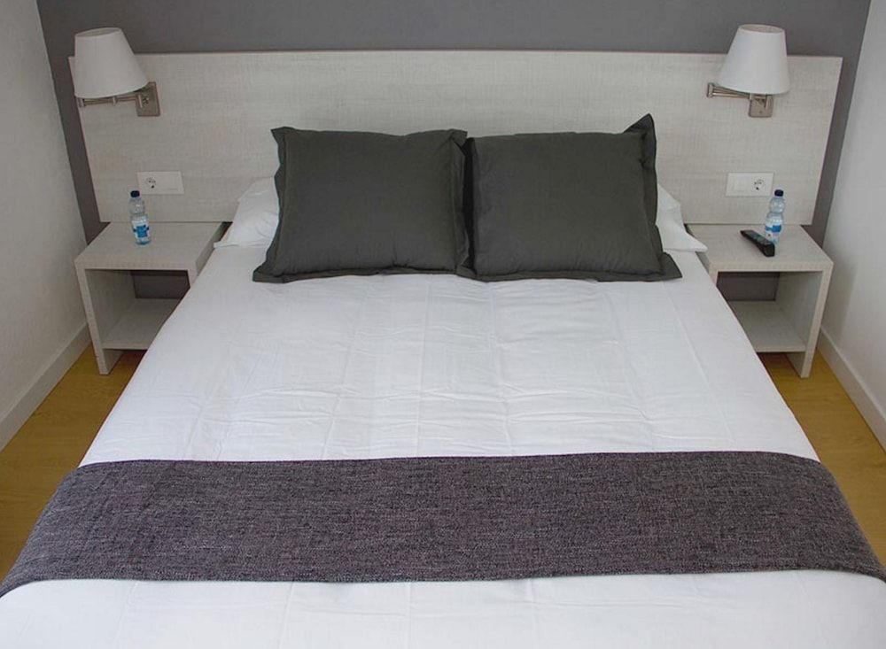 Hostalin Diputacion Standard Double Room, Balcony 3