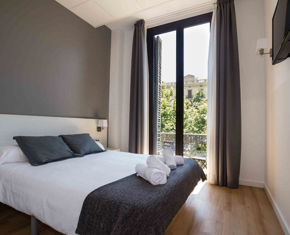 Hostalin Diputacion Standard Double Room, Balcony 4