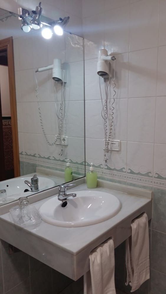 Hotel Corona de Atarfe Double Room 7