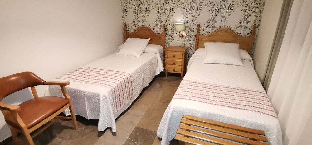 Hotel Corona de Atarfe Double room with extra bed 2