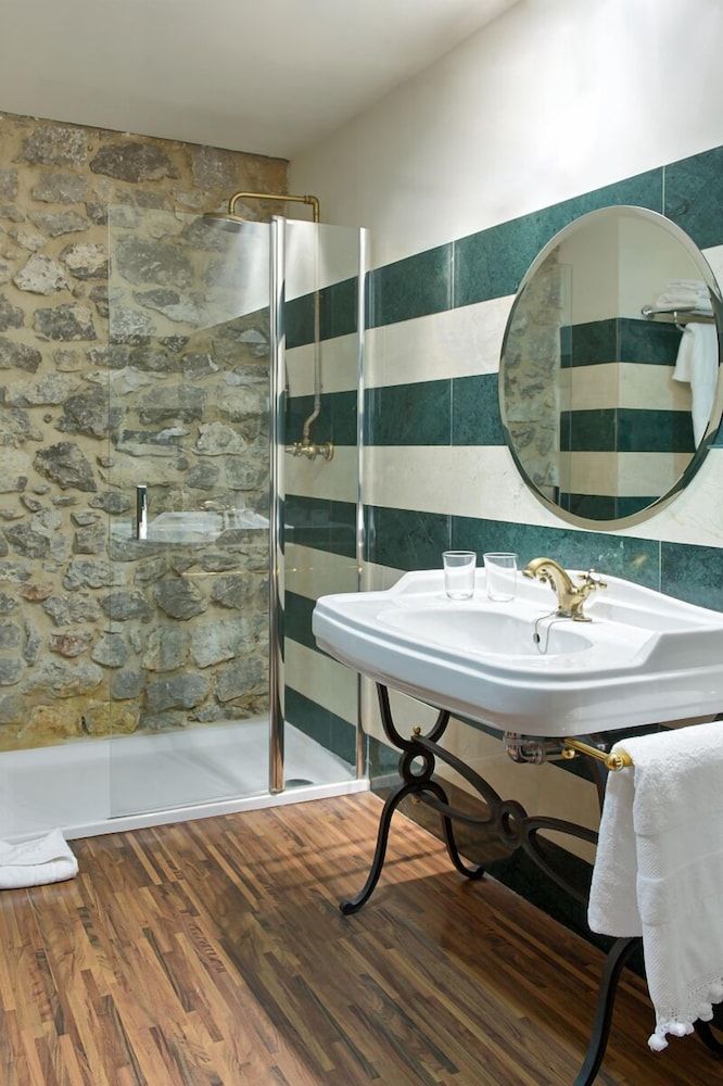 Hotel Balneario La Hermida Standard Double Room 15