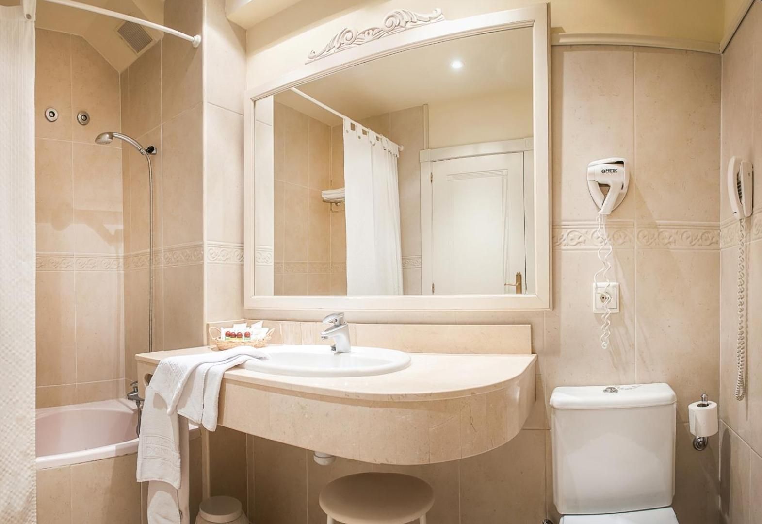 Double Room with Extra Bed
