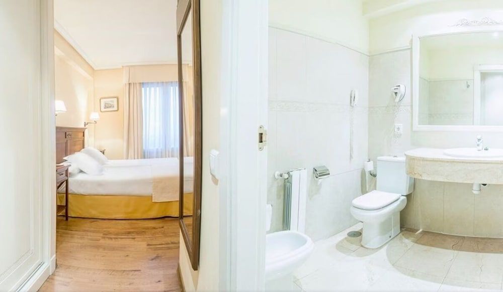 Comfort Twin Room