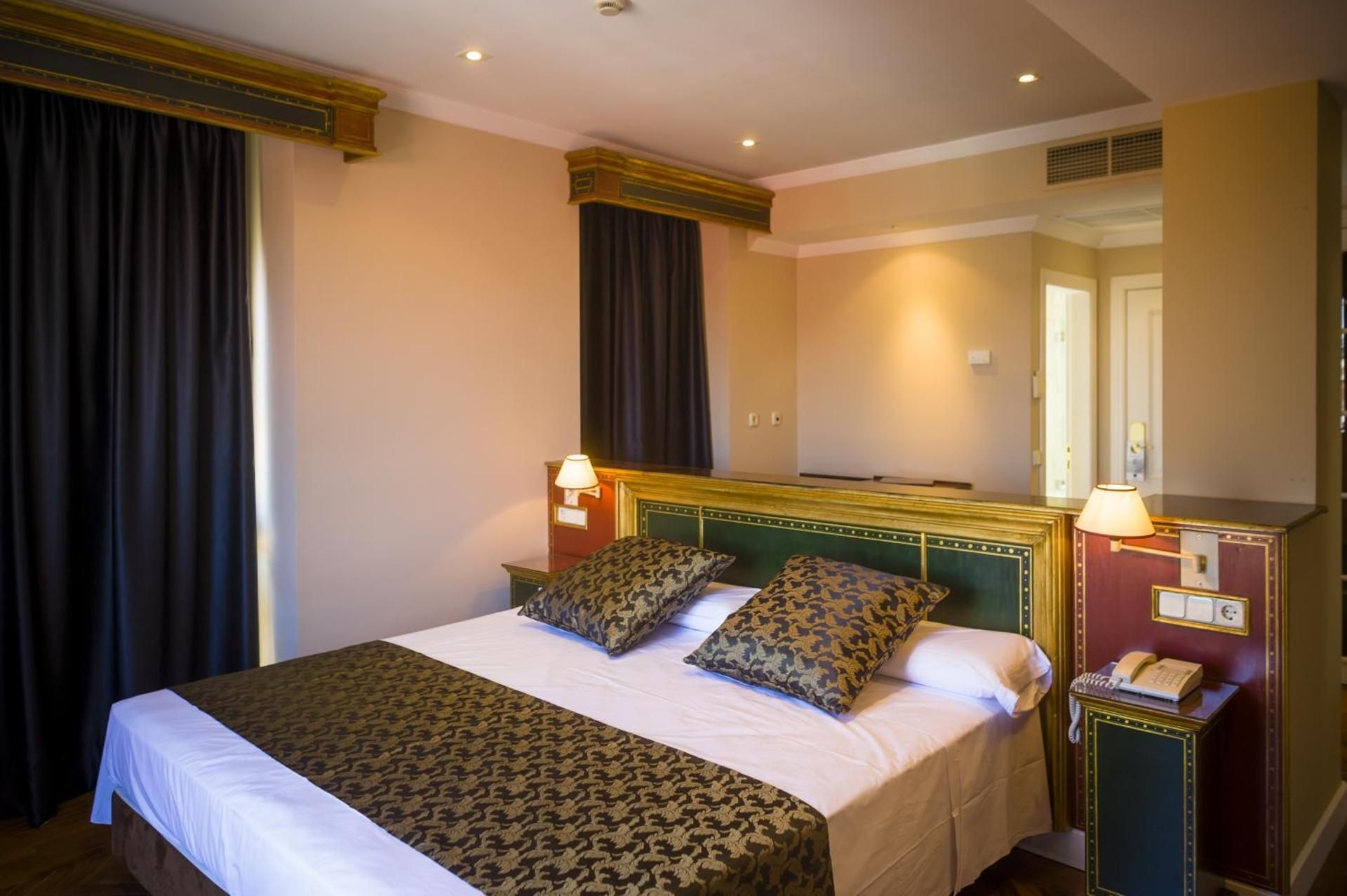 Hotel Soho Boutique Superior Double Room 2