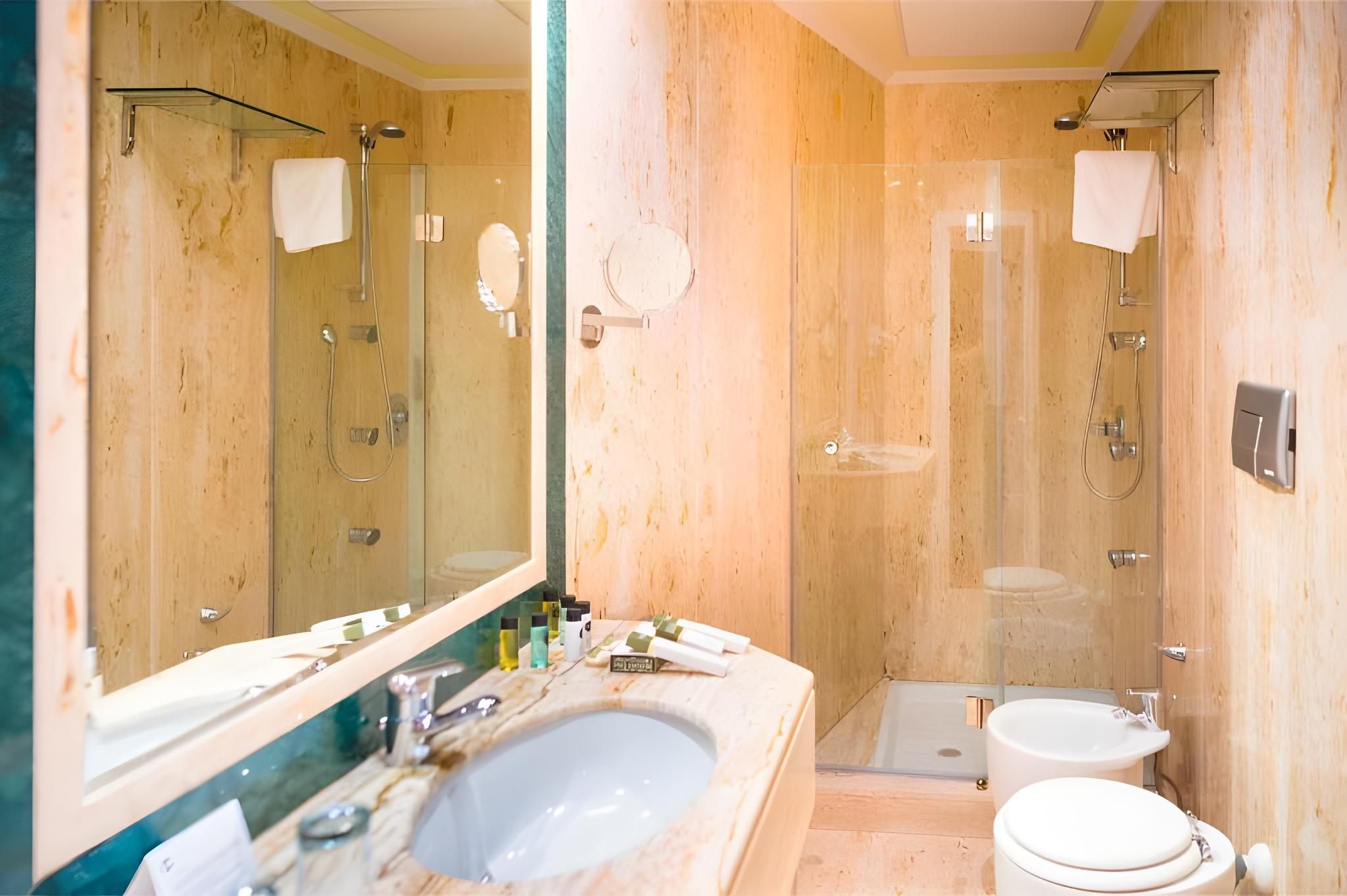 Hotel Soho Boutique Single Room 3