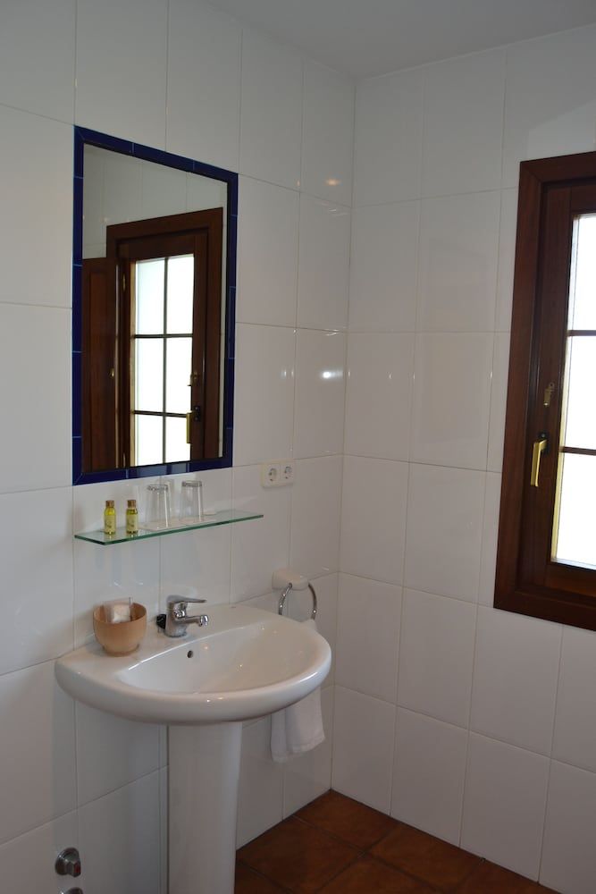 Double Room (with extra bed)