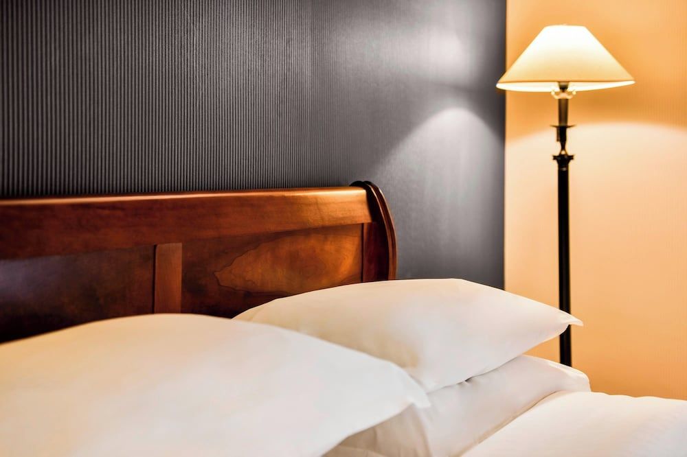 undefined Sheraton Skyline Hotel London Heathrow 6