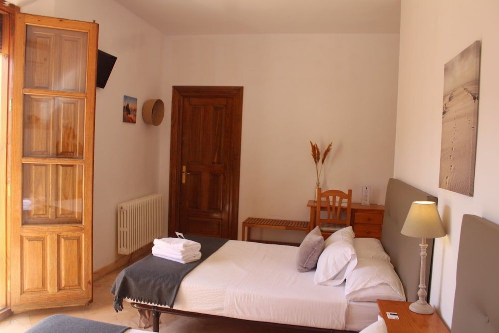 Hotel La Zubia Superior Quadruple Room 5