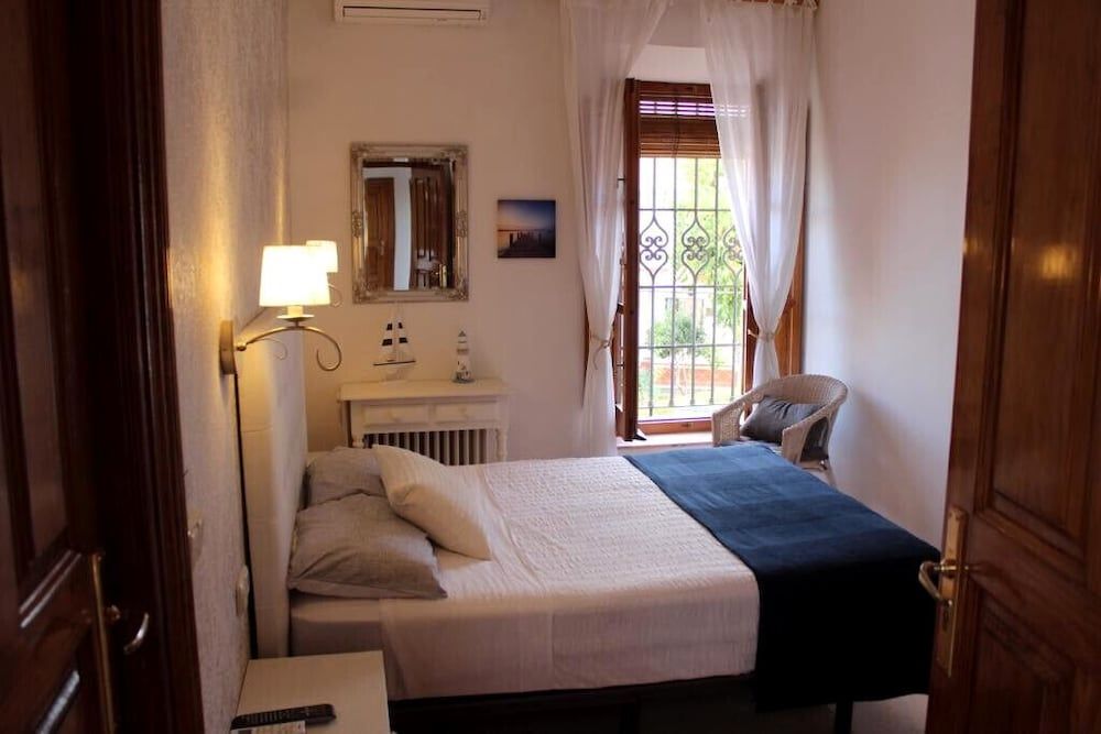 Hotel La Zubia Classic Double Room 5