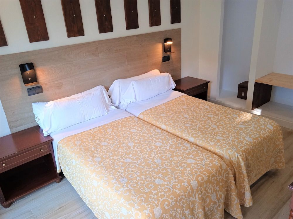 Hotel 153 Double Room, 2 Twin Beds, Terrace