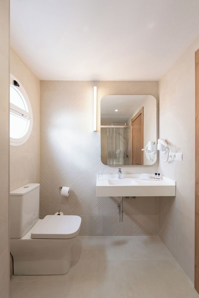 Hotel RH Riviera -  Recommended for Adults Standard Double Room, Terrace, Partial Sea View (2 Adults) 7