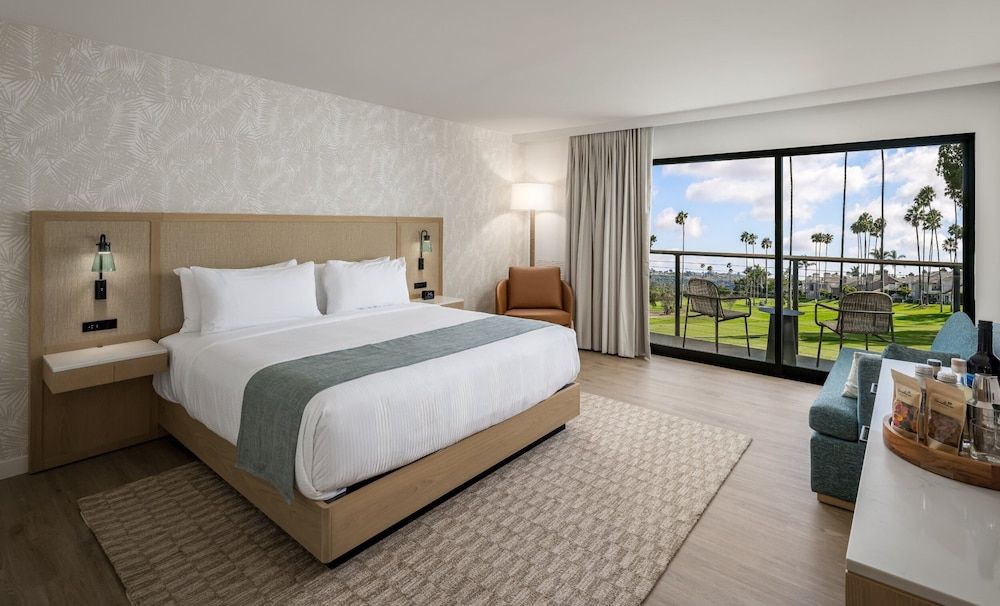 Club Room, 1 King Bed