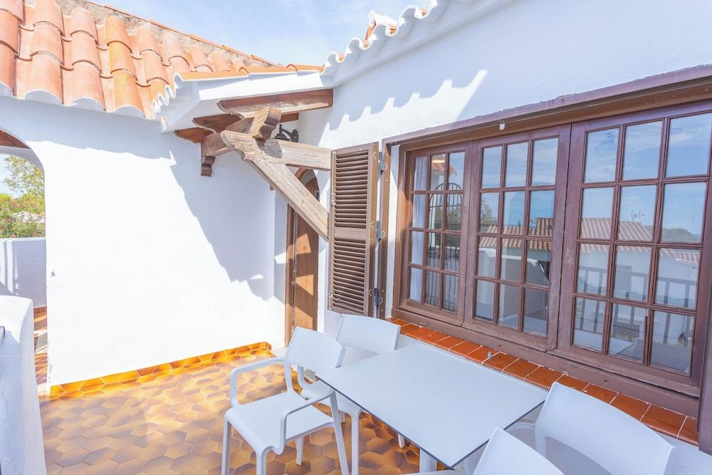 Deluxe Apartment, 2 Bedrooms, Garden View