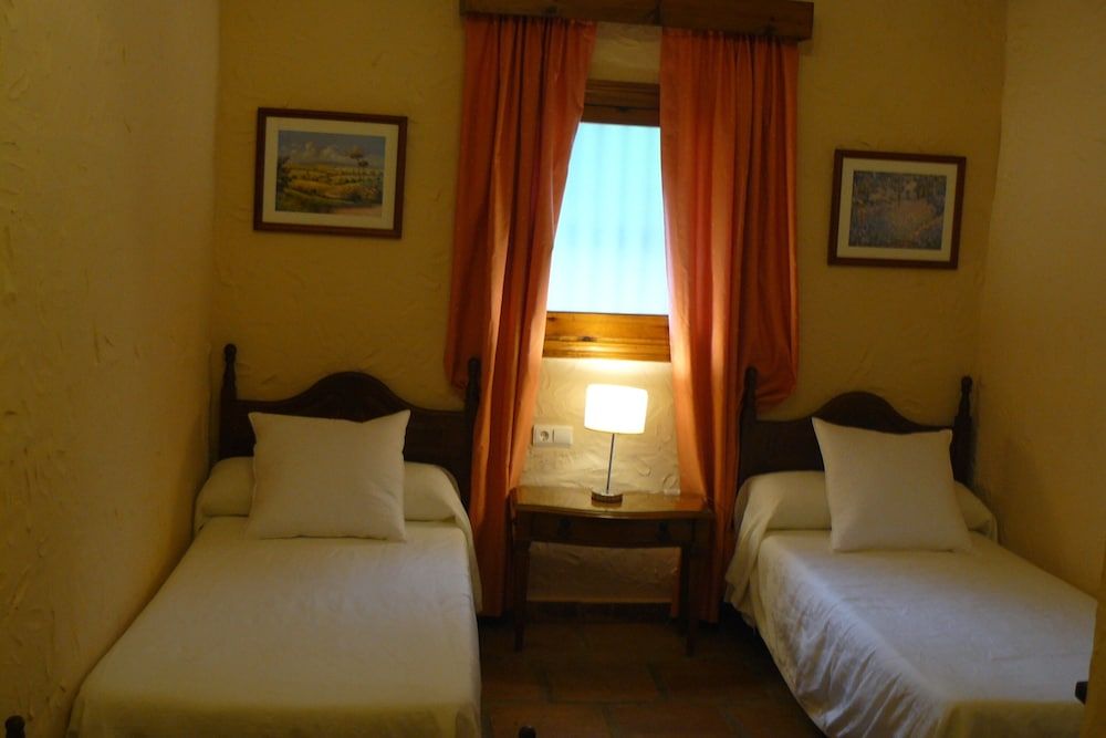 Hotel Hospedería Las Buitreras Standard Twin Room, Garden View 20