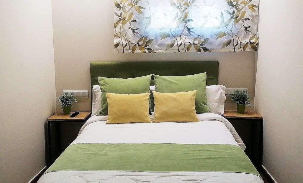 Hotel Medina de Toledo Basic Single Room, 1 Double Bed 2