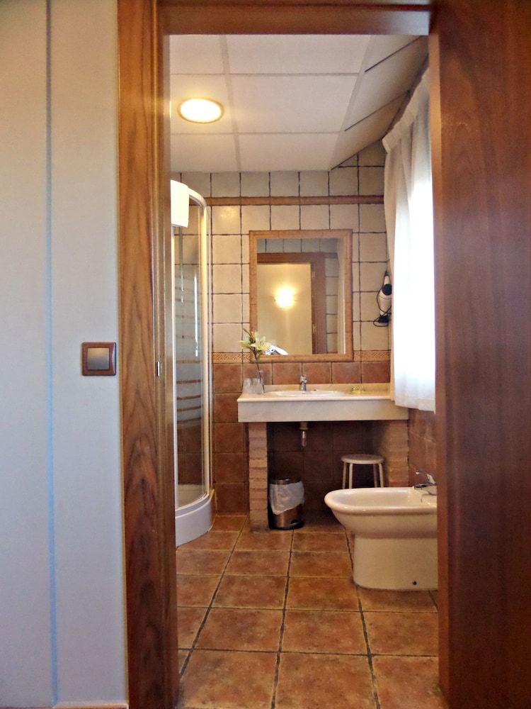 Hotel Medina de Toledo Double Room 25