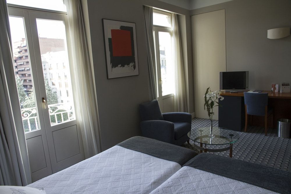 Gran Hotel Albacete Classic Double Room 7