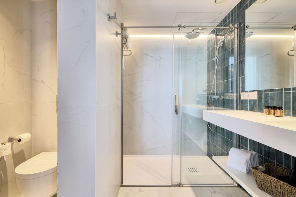 Hotel Murillo Reinoso Twin Room 5