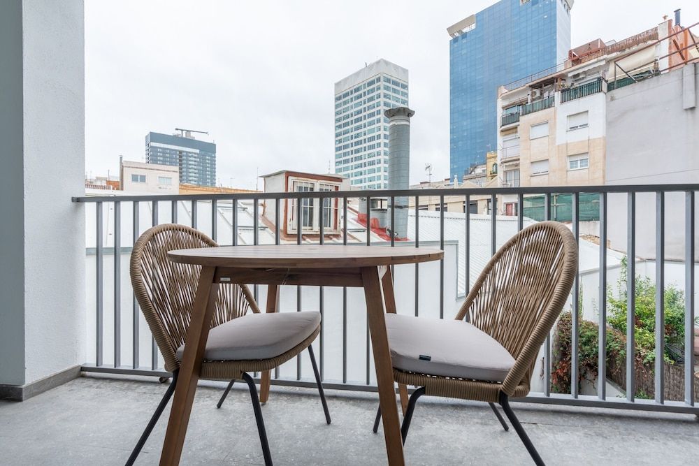 undefined limehome Barcelona Rector Triadó 9