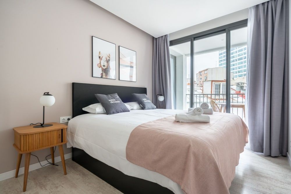 undefined limehome Barcelona Rector Triadó