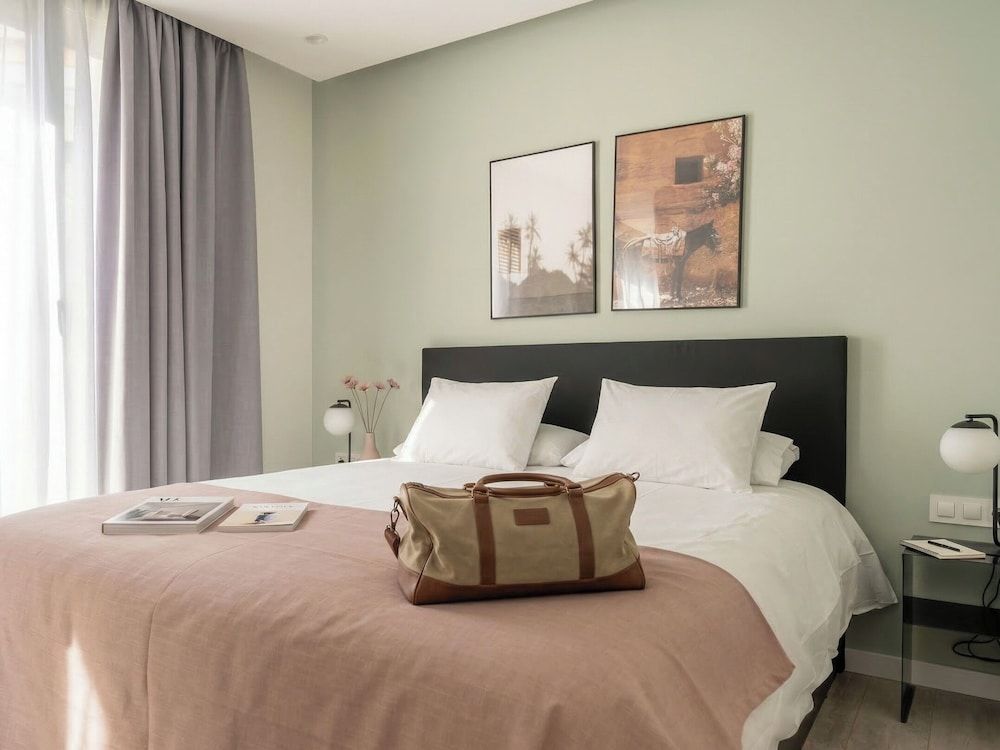 undefined Limehome Barcelona Rector Triadó 10