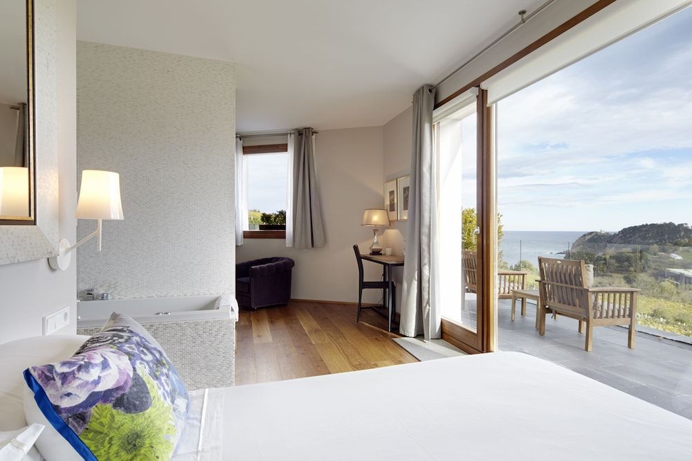 Hotel San Prudentzio Suite, Hot Tub