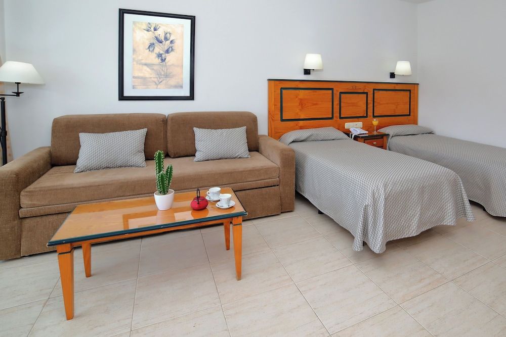 Aparthotel PYR Fuengirola Studio, Terrace, Partial Sea View