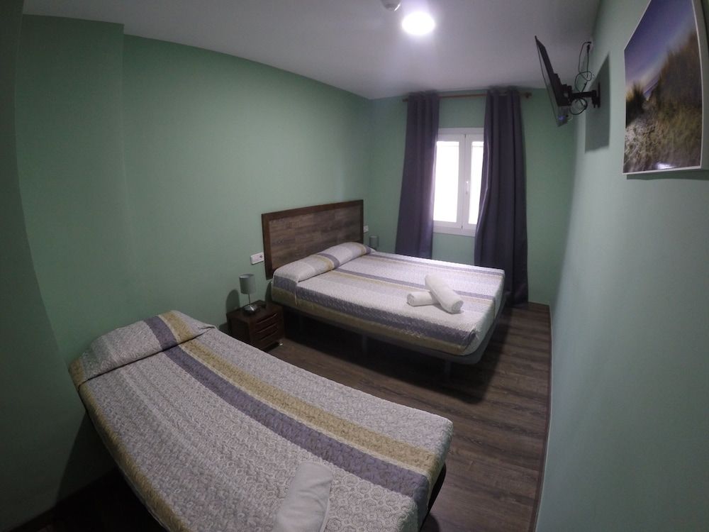 L'Hostalet d'Arenys de Mar Triple Room 10