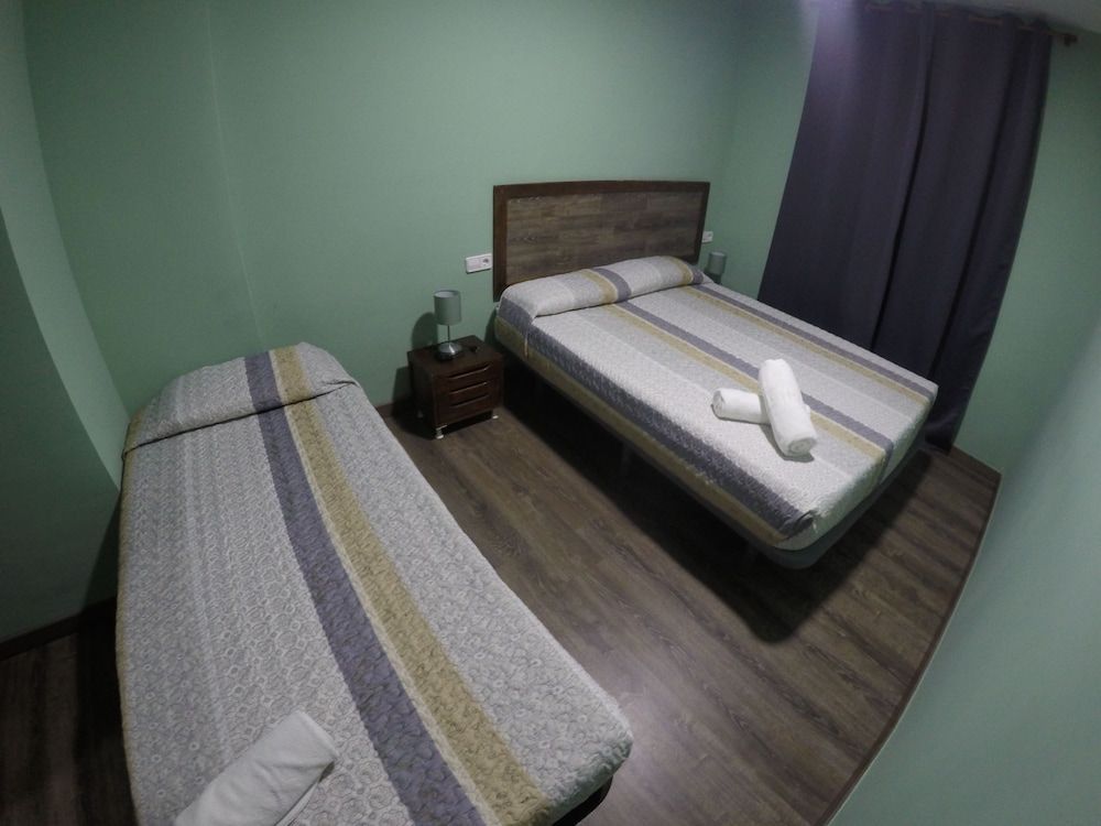 L'Hostalet d'Arenys de Mar Triple Room 9